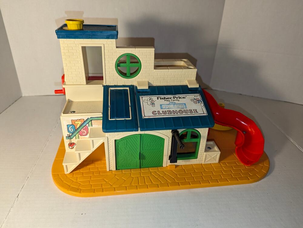 Vintage 1076 Fisher Price Little People Sesame Street Club House #937-2